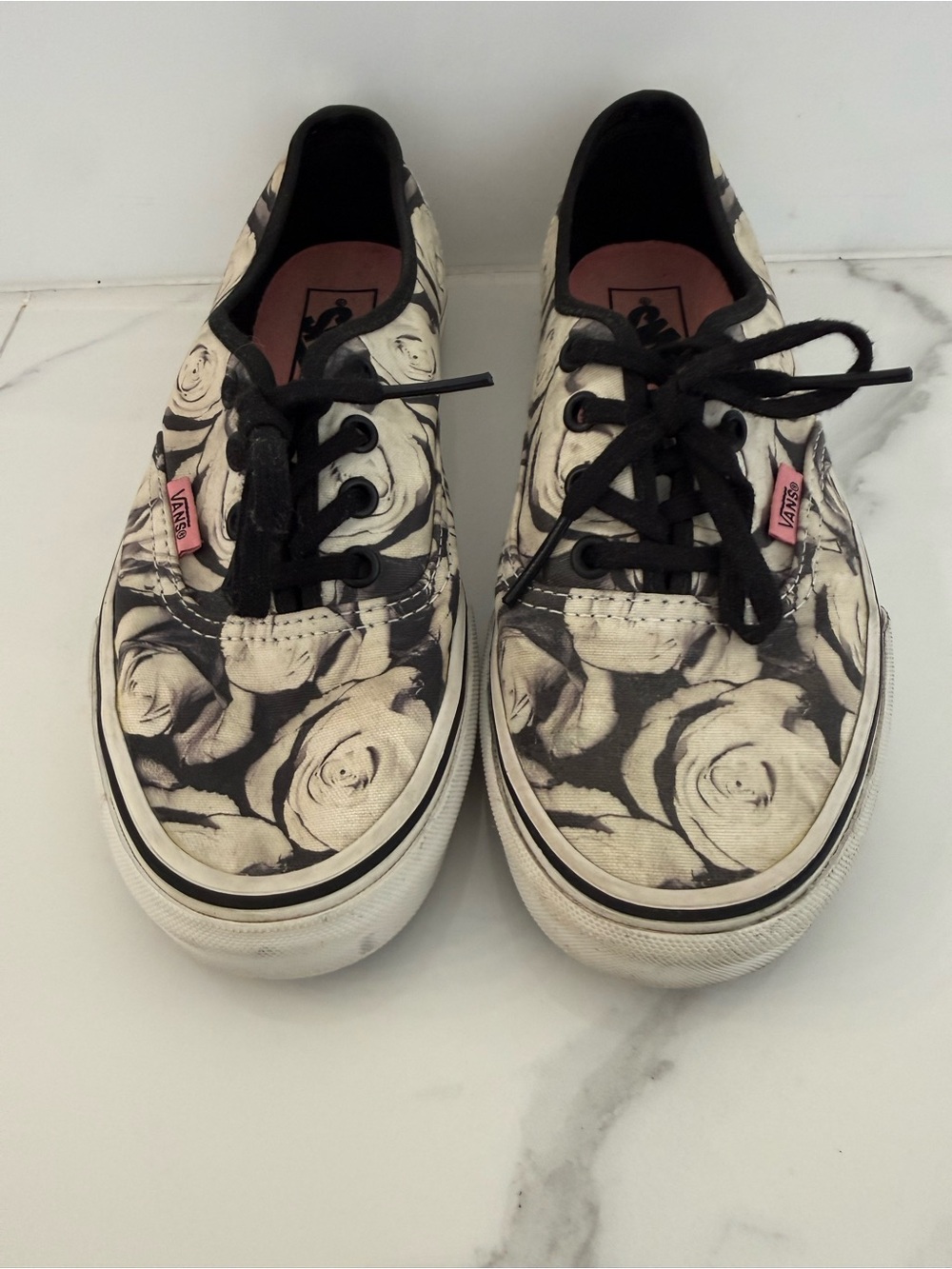EUC Vans Authentic Romantic Floral Rose Sneakers Men 6 Women 7.5 Black White